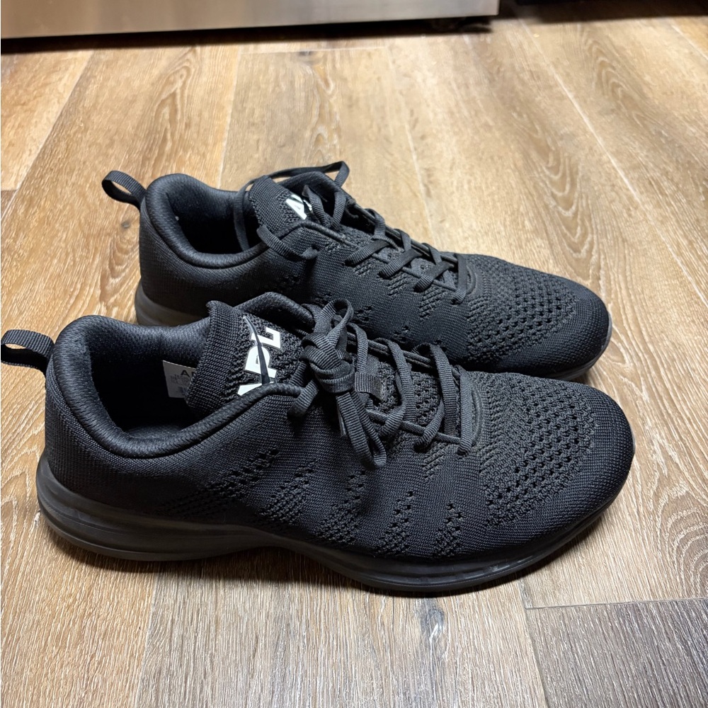 APL Men's All-Black Knit Athletic Sneakers